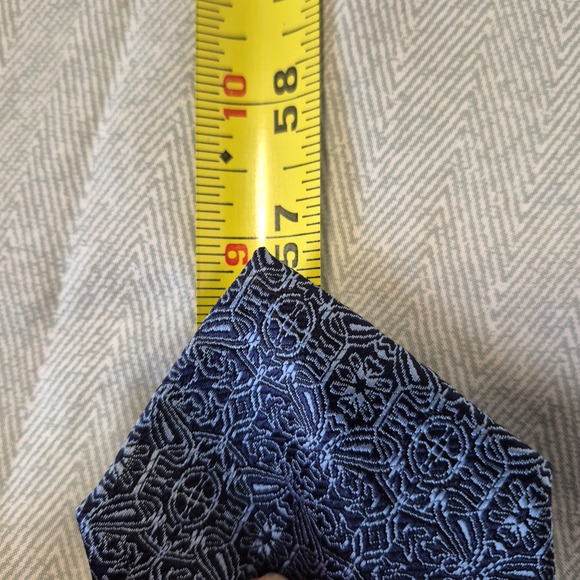 Henri Christian Blue Geometric Designer Handmade Classic Necktie Workwear Office - Picture 8 of 9